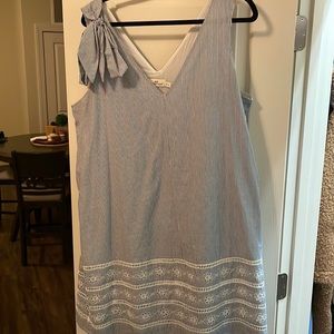 Vineyard Vine Dress - XL